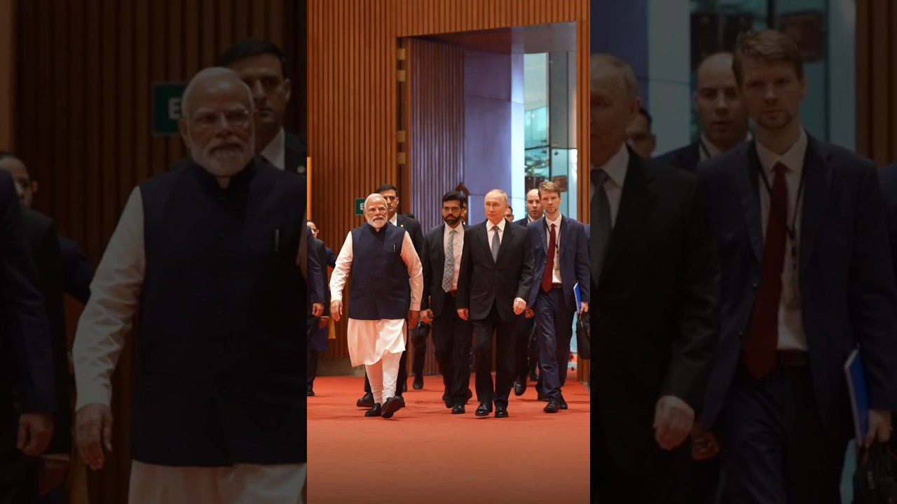Unseen moments from PM Modi&rsquo;s meeting with Russian President Vladimir Putin