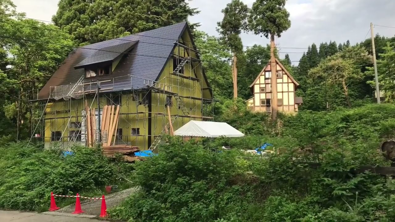 ￼旅つれづれA A カールさんの古民家村がある竹所
