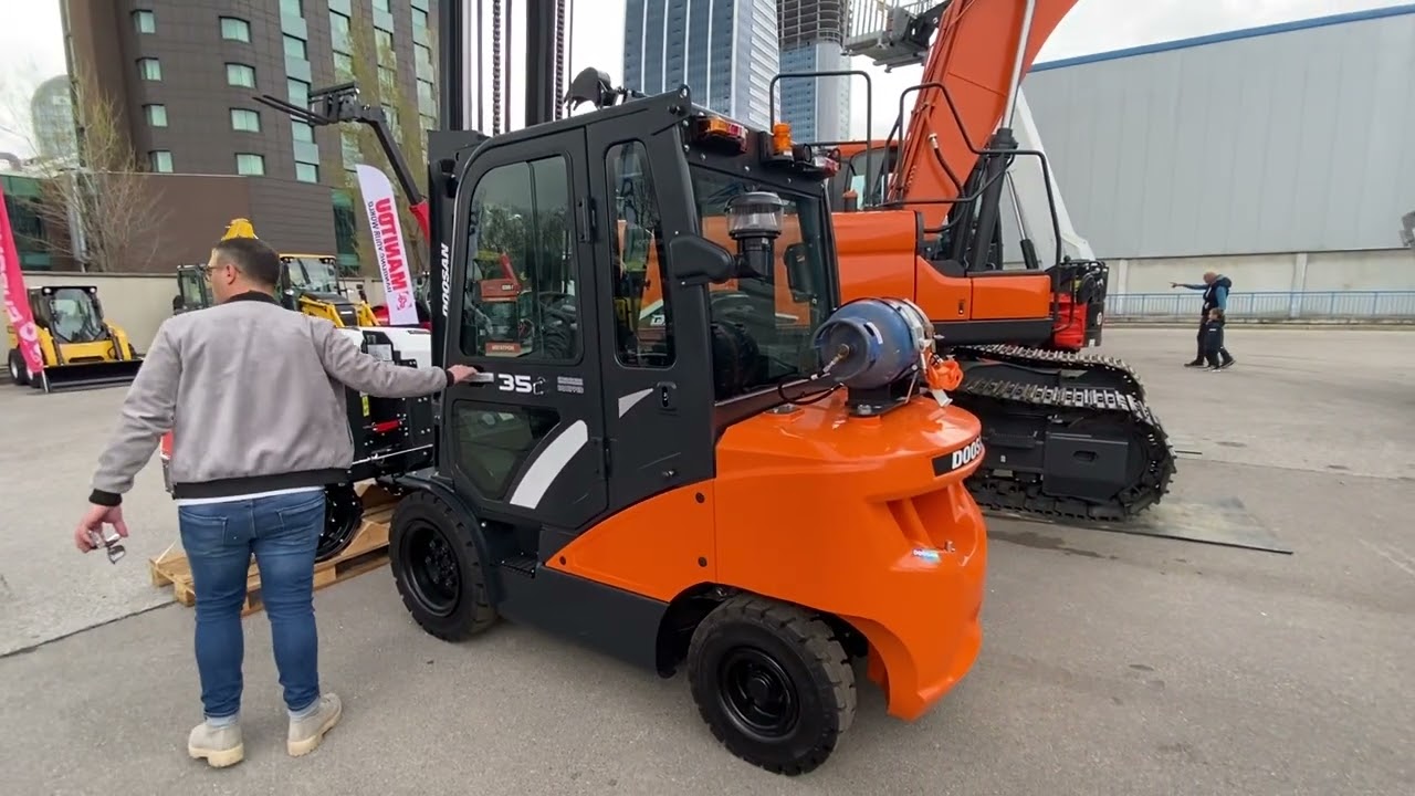 2023 Doosan G35EC 7 Walkaround Atest Expo 2023 IEC