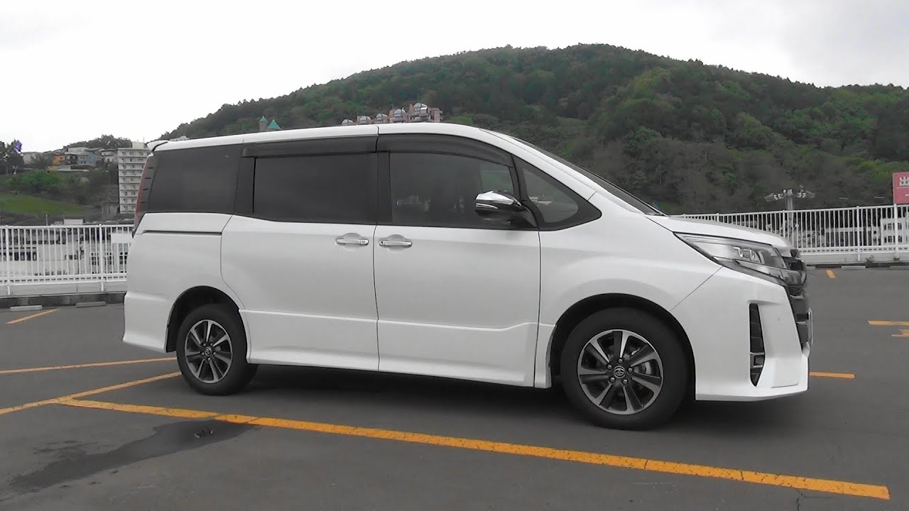 2021 トヨタ ノア Si W×B Ⅲ 4WD 内外装