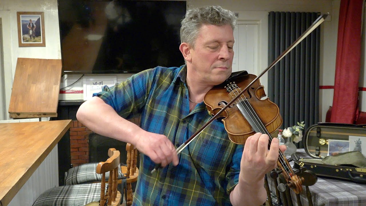 The Cameron Highlanders Scott Skinner set by Scottish fiddle player Paul Anderson in Tarland 2023