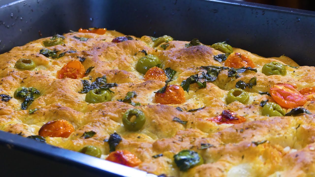 Receta de Focaccia irresistible! El mejor pan que probarás en tu vida.