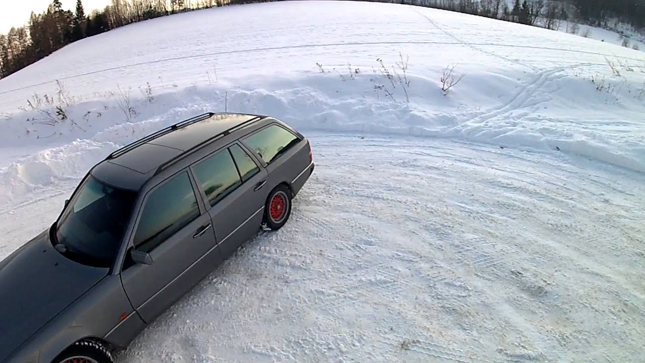 Mercedes benz S124 drift