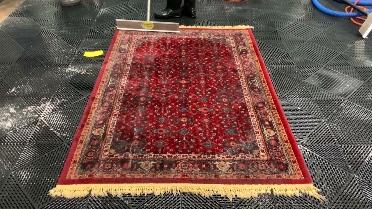How to clean an oriental rug  