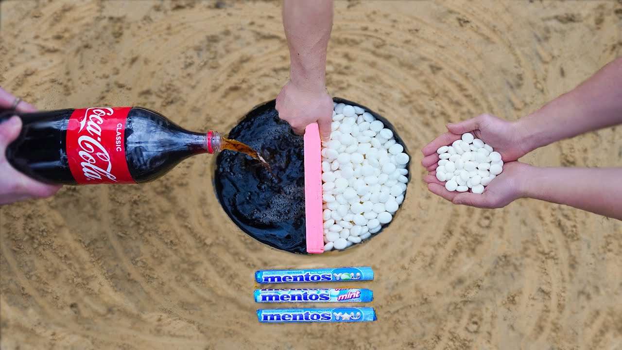 Experiment: Coca Cola VS Mentos in the split Hole. Super Reaction!