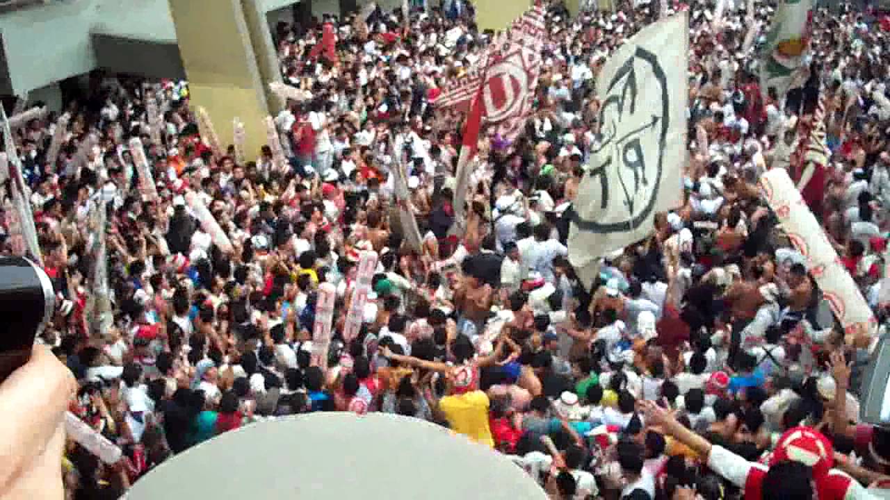 UNIVERSITARIO VS BOCA (PREVIOS CON LA TRINCHERA)
