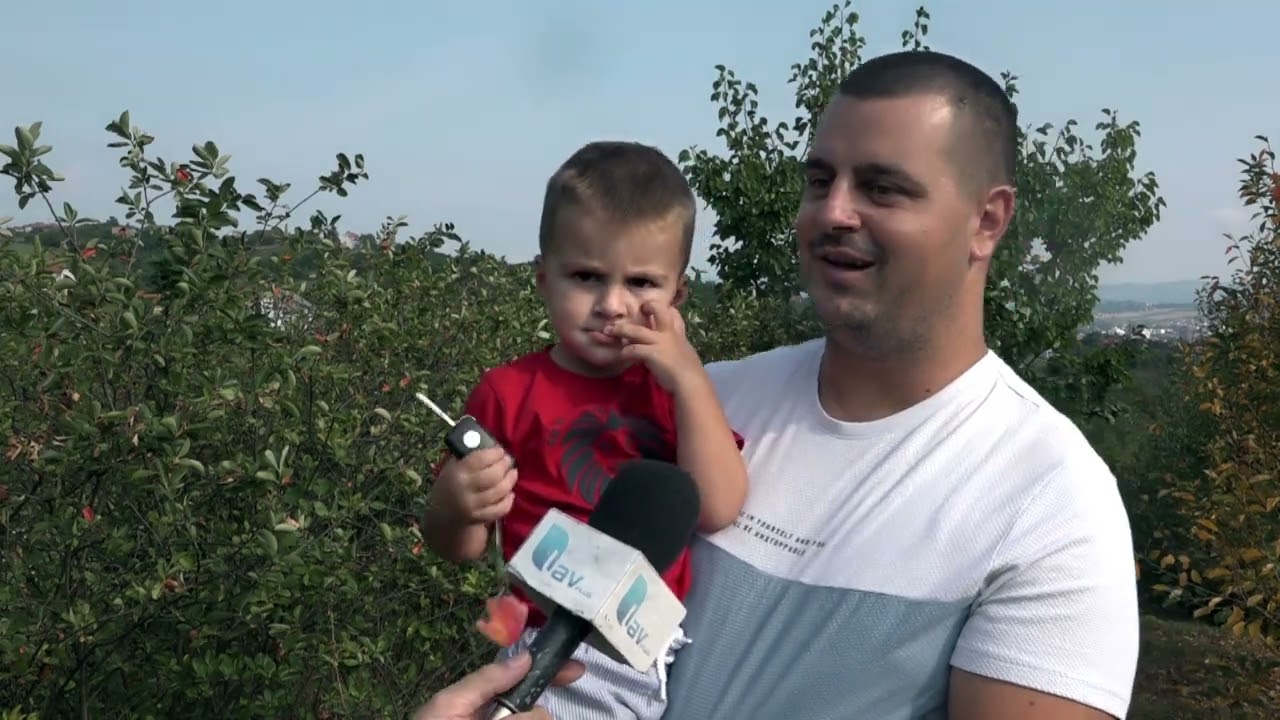 ČAČAK 25.07.2024. Prirodni sok od aronije stiže iz zasada Aleksandra Markovića