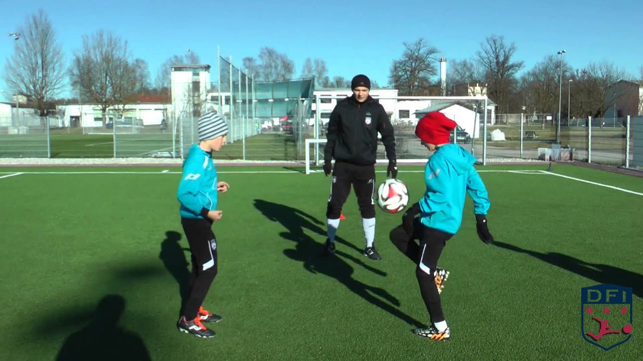 Zweikampfverhalten am Deutschen Fußball Internat