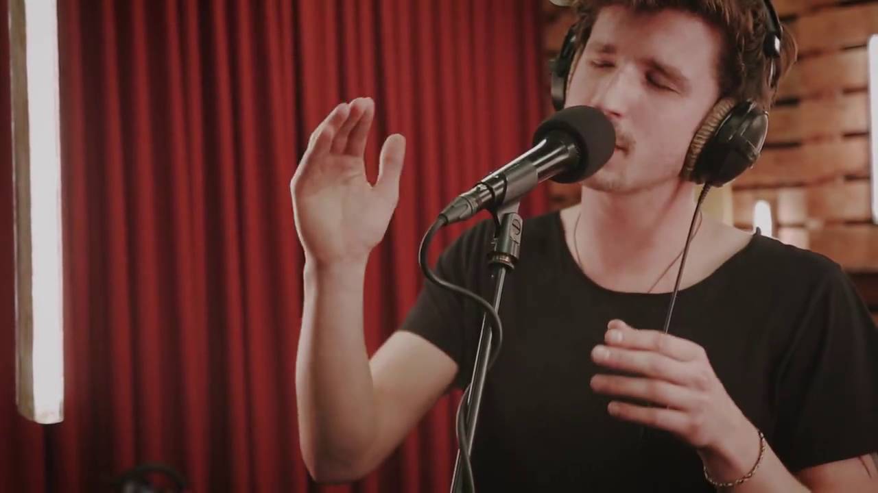 Tout Va bien - Let Me Love You (Studio Brussel live cover)