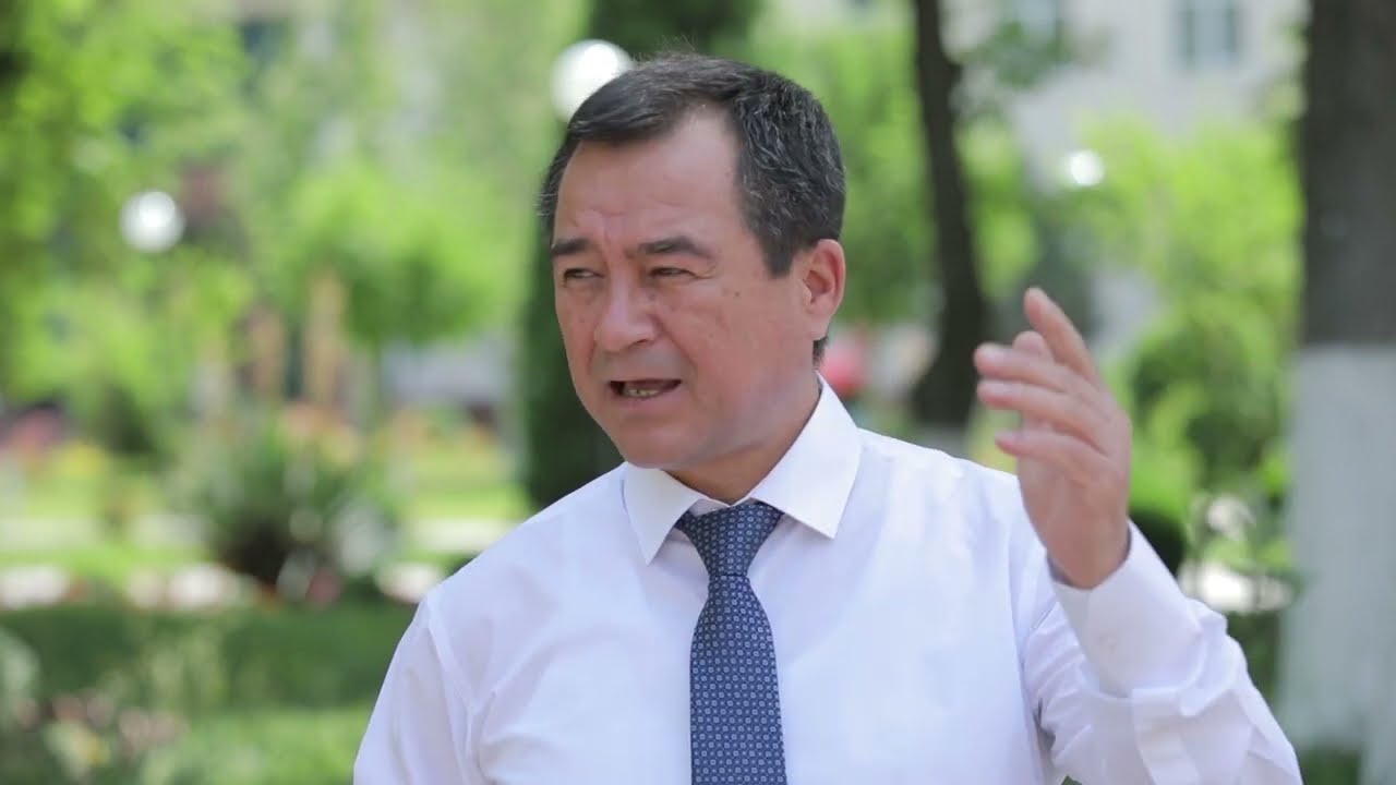 O‘zbekiston halq shoiri Iqbol Mirzo bilan  Oxunjon Madalievni xotirlab