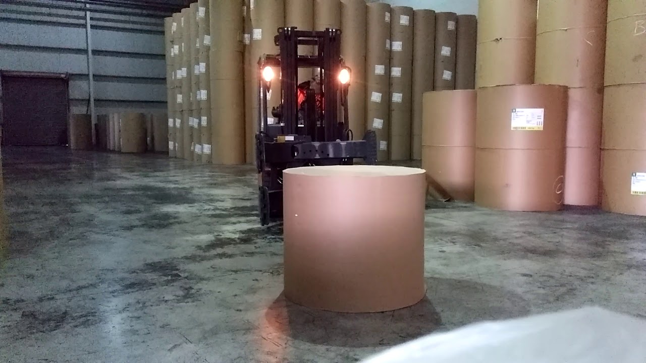 Toyota  forklift  test  Roll Clamps