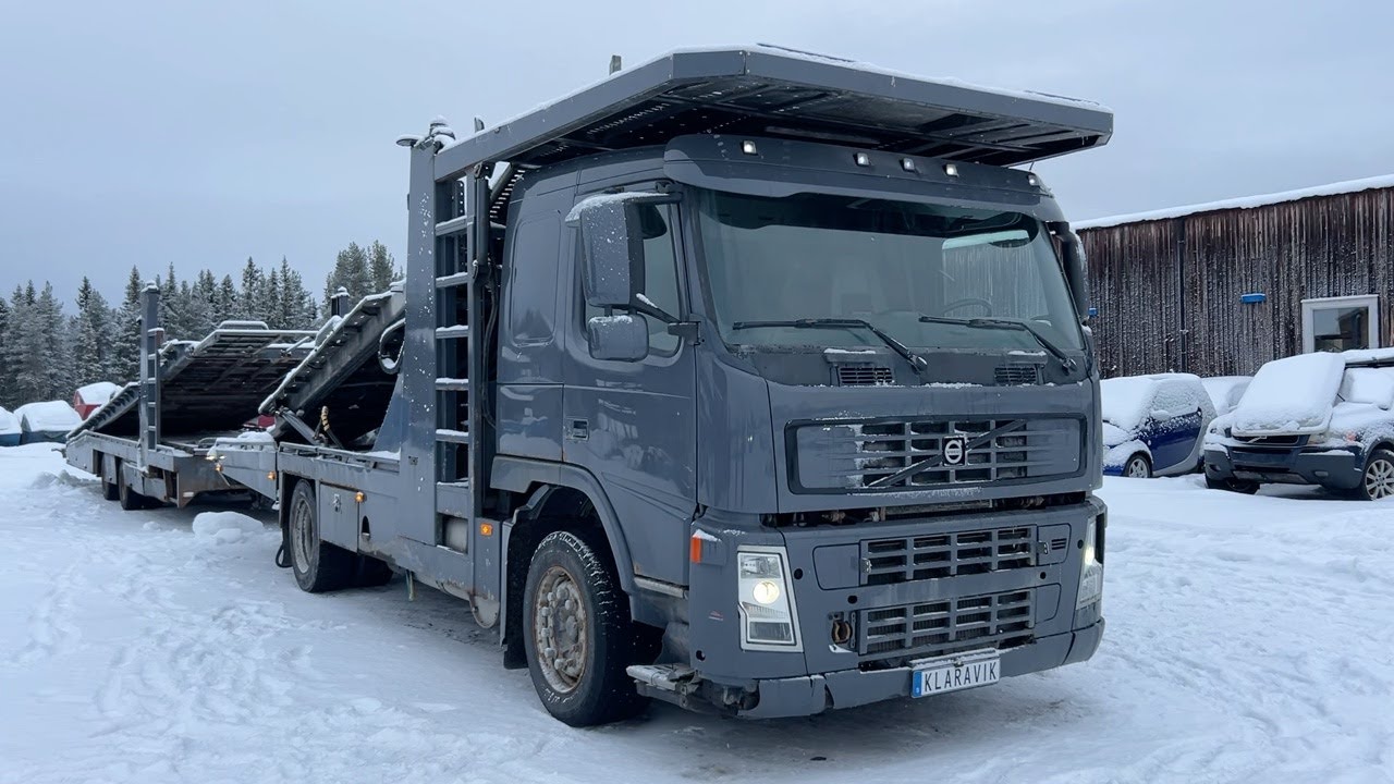 Köp Biltransport Volvo FM9 4x2 med släp på Klaravik