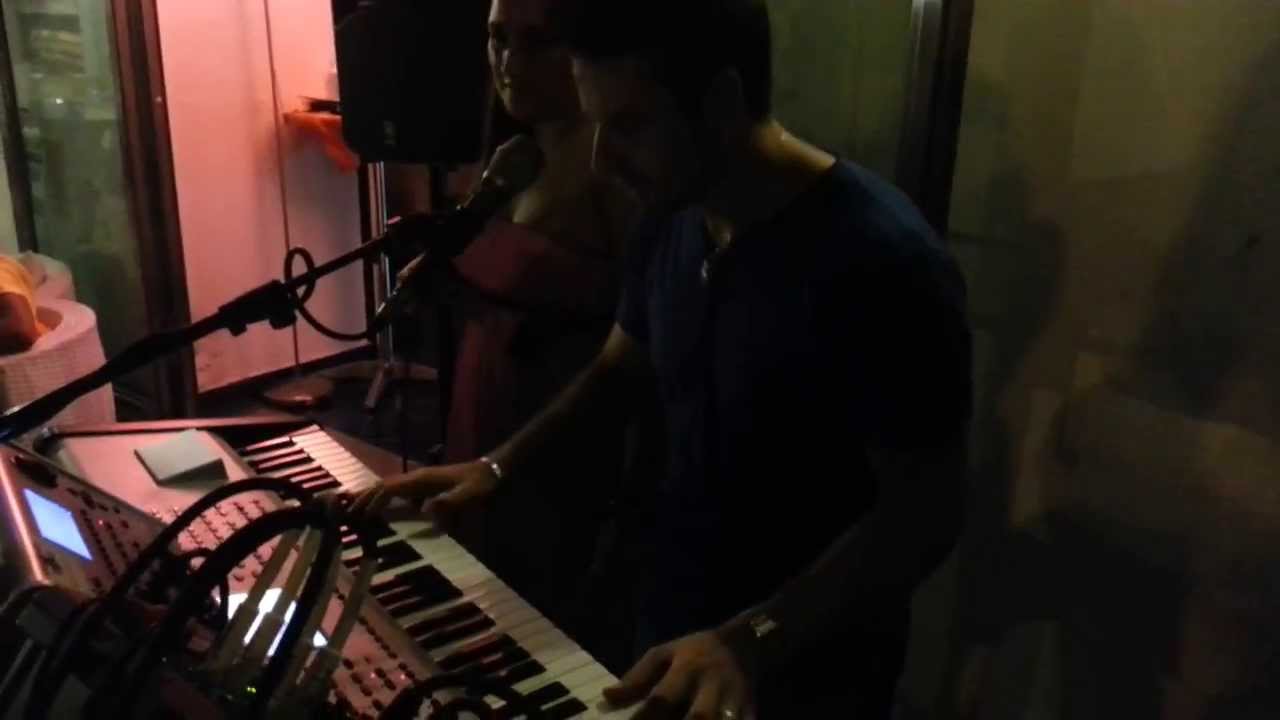 JERRY D'AMBRA PIANOSHOW- REMIX LIVE KETRON SD1 - ISCHIA