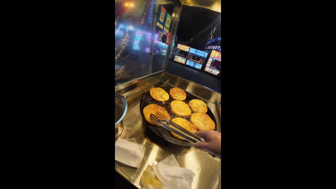 Chinese Street Food Livestream | POV Golden Pancake Prep with Real Market Sounds