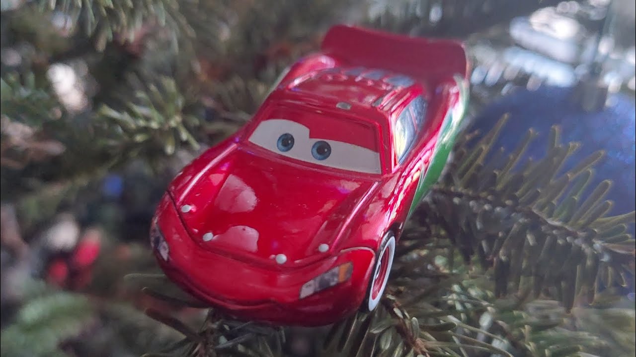 Holiday Hotshot Lightning McQueen Score N Review