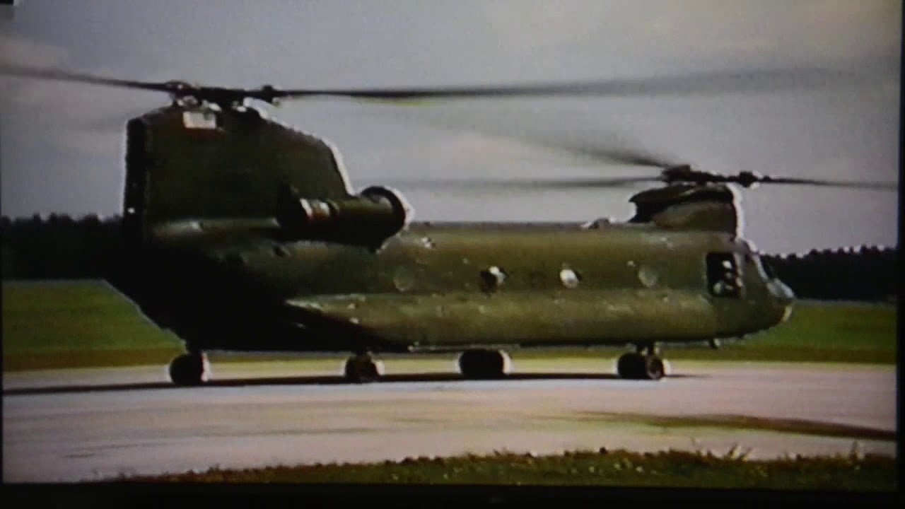 Chinook CH47 hebt ab