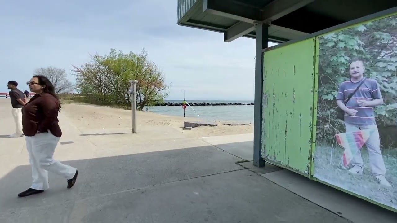 Immersive Walk: Toronto Centre Island in Early Summer| 10 Min Relaxing Nature Sounds & Skyline View