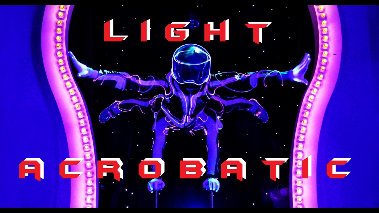 Forside Show - Light Acrobatic