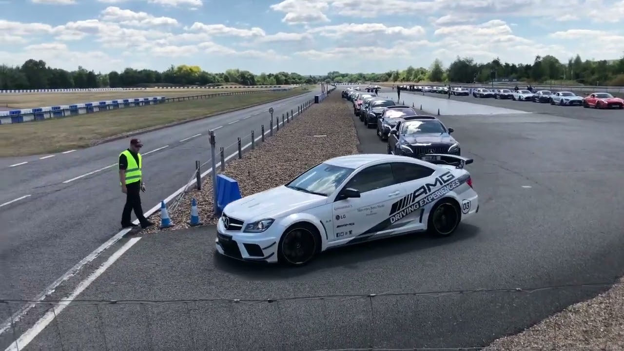 Team AMG UK 🇬🇧 Mercedes Benz World experience Lap circuit Part 2 of 3