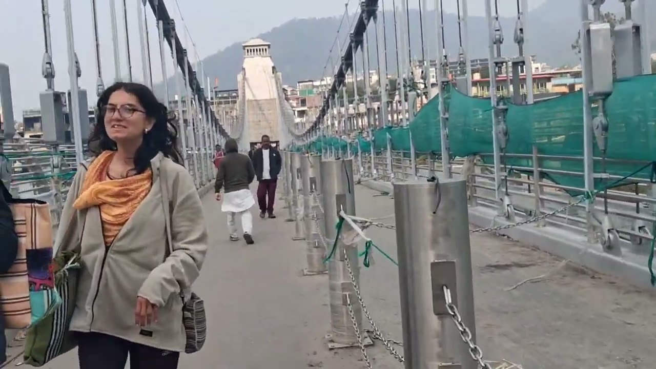 लक्ष्मण झूला नया और पूराना दिखीऐ जरूर 