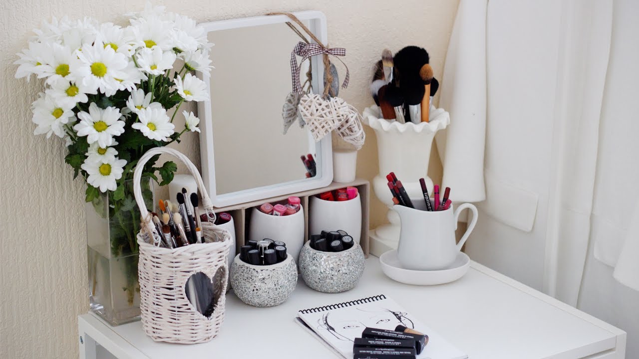 My Makeup Collection & Storage! | INTERIOR