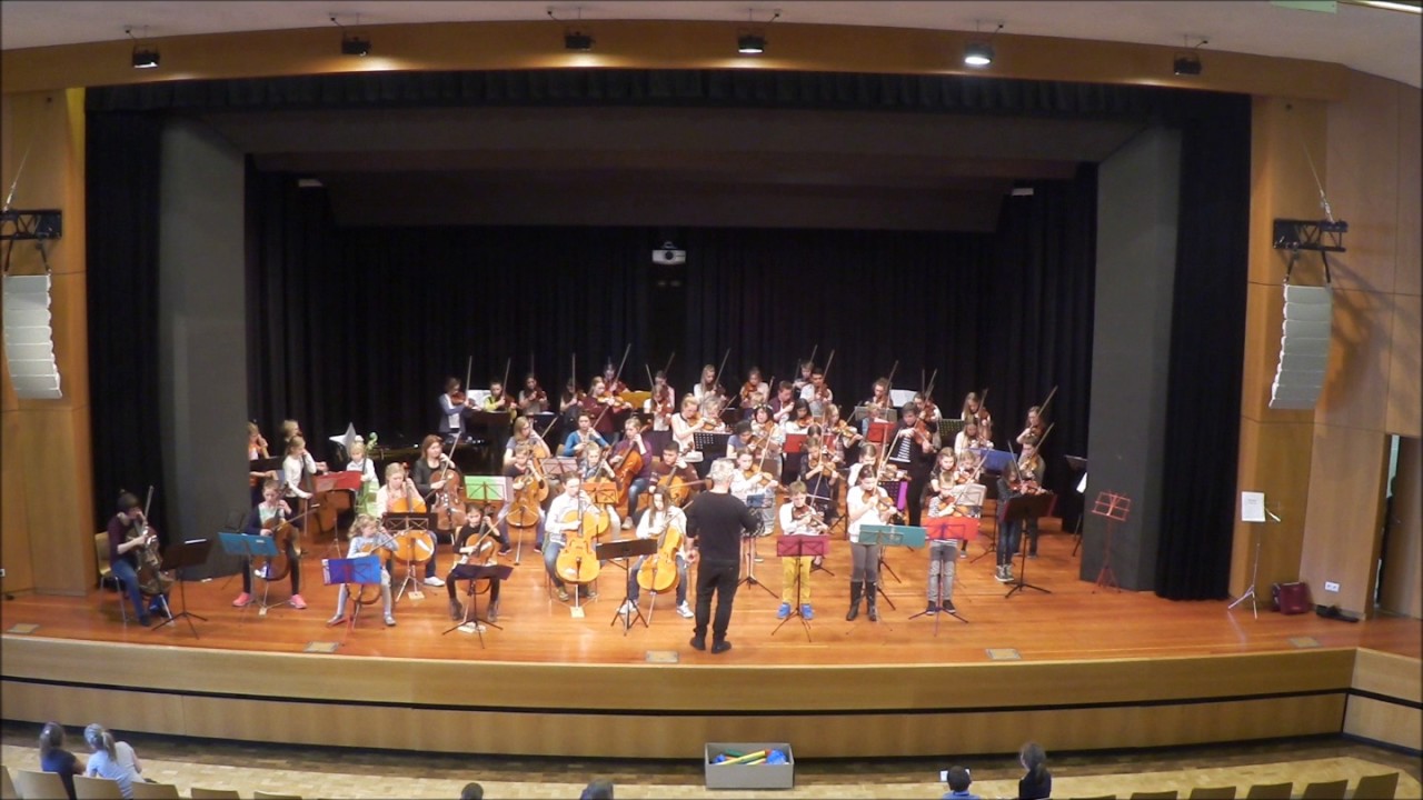Die Streicher der Kreismusikschule Verden spielen 