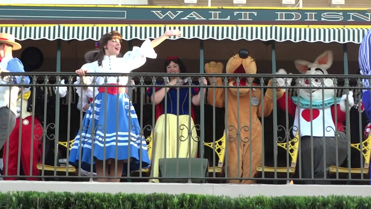 Disney World - Magic Kingdom Welcome Show Aug 2015