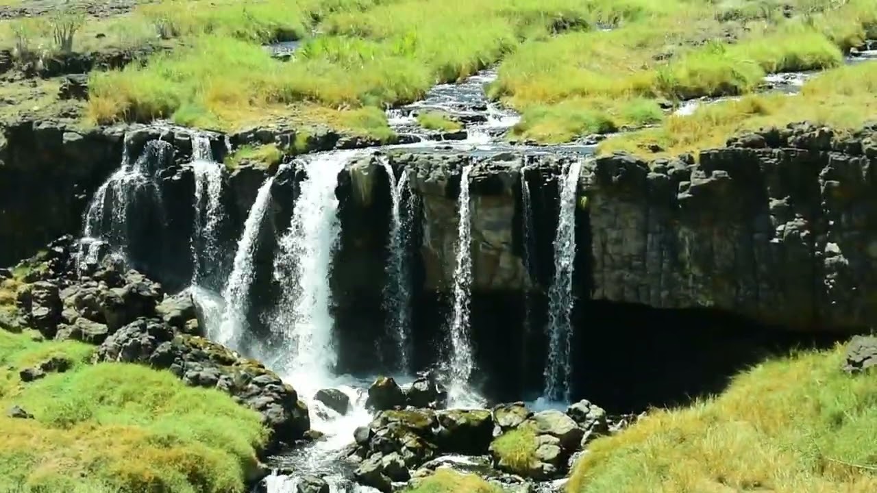 Kapedo Waterfall (hot springs) and Mt. Silali in the Northern Great Rift Valley/Kenya
