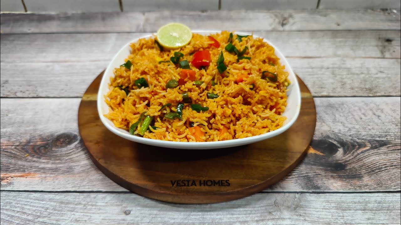 Chilli Garlic Fried Rice | फ्राइड राइस | Burnt Chilli Garlic Rice Recipe..