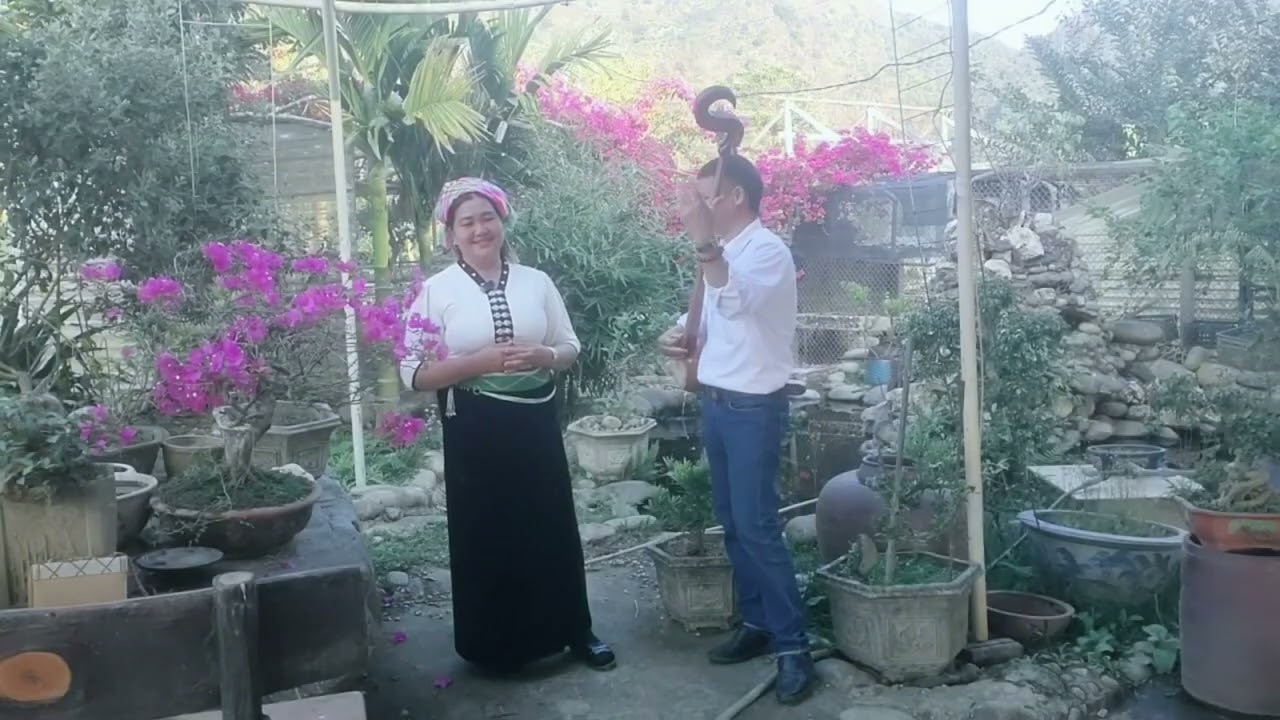 Kham khắp Báo xào mơi pì nọng tỏn le