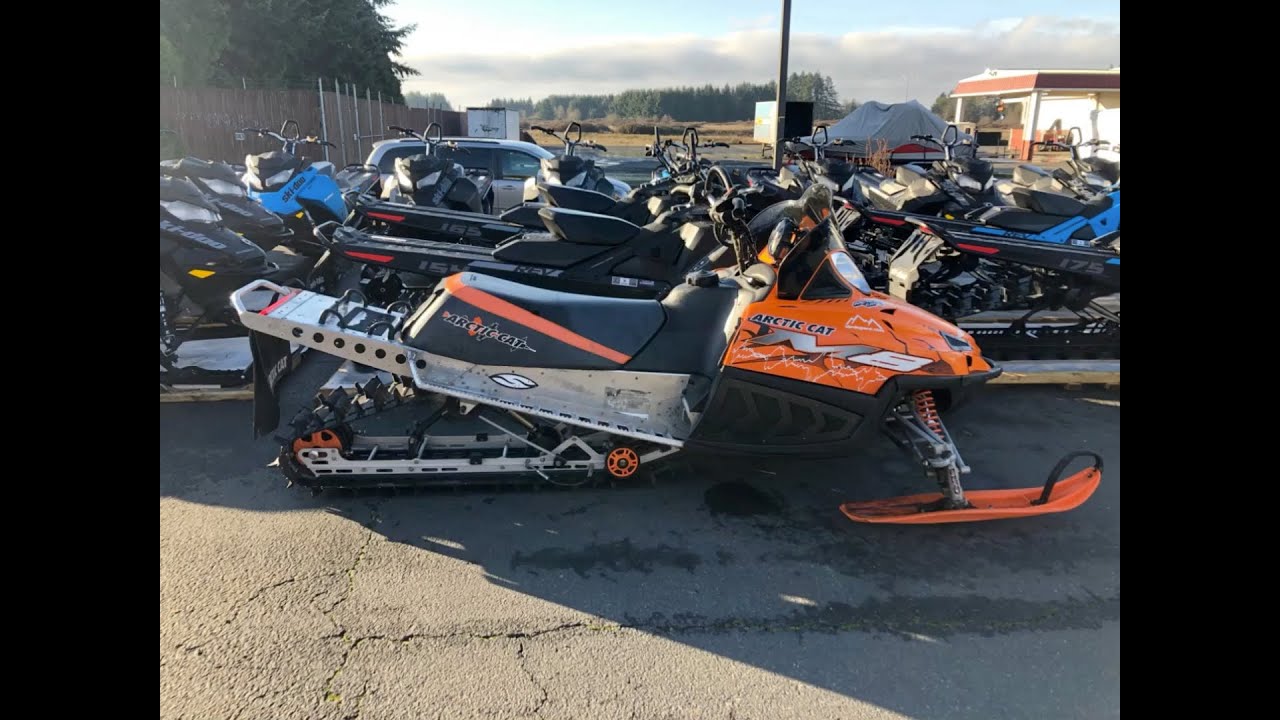 2007 Arctic Cat M8 Snow Mobile