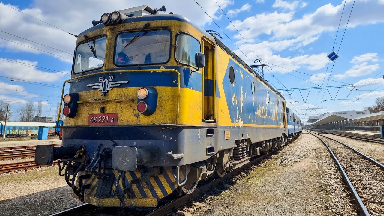 🌞 Spring 🛤 Cab Ride BG 🇧🇬: Pernik Razpredelitelna -  Kulata 🚂🚃🚃🚃