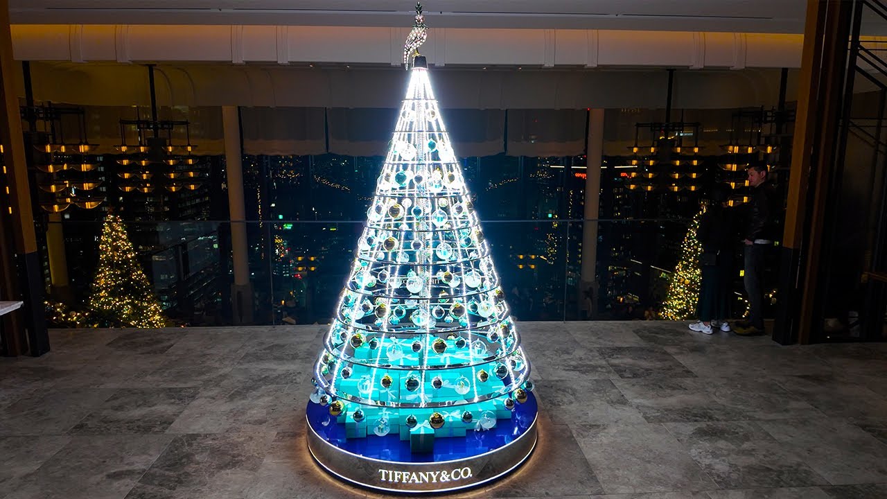 ティファニー×ウォルドーフ・アストリア大阪　クリスマスツリー点灯式