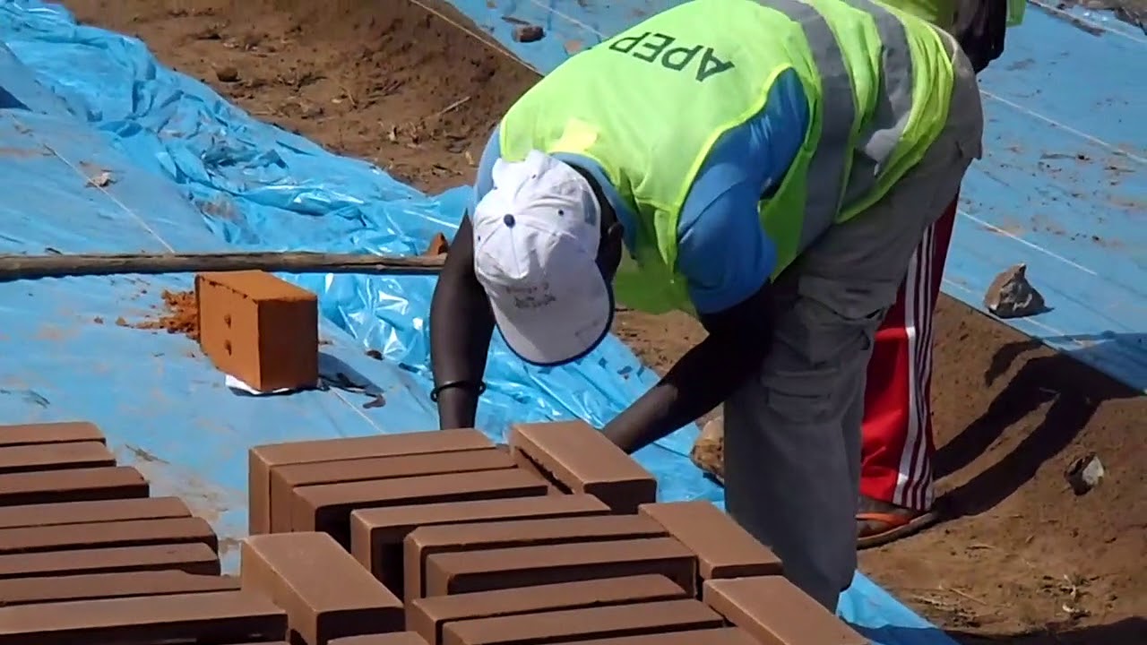 APEP 2 en RDC le chantier école formation initiale en BTCS