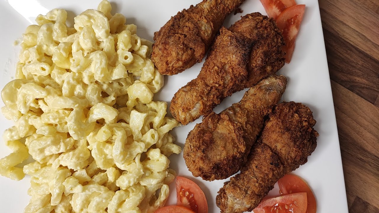 Fried Chicken Drumsticks and Mac & Cheese