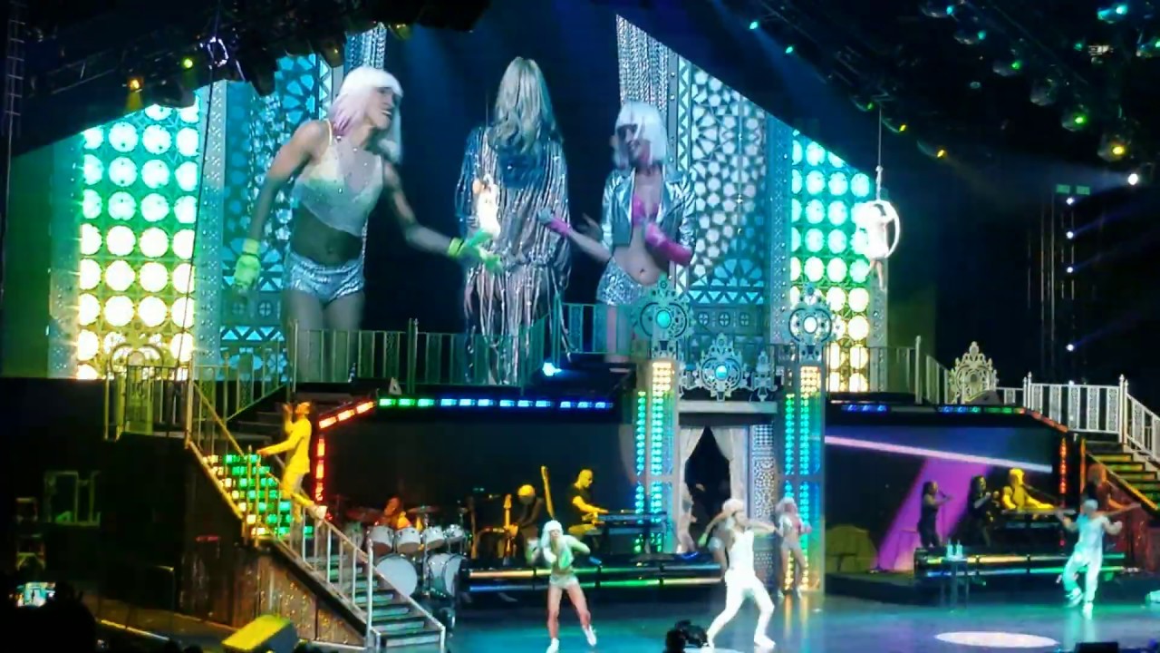 Cher - Believe - Fiserv Forum - Here We Go Again Tour 2019