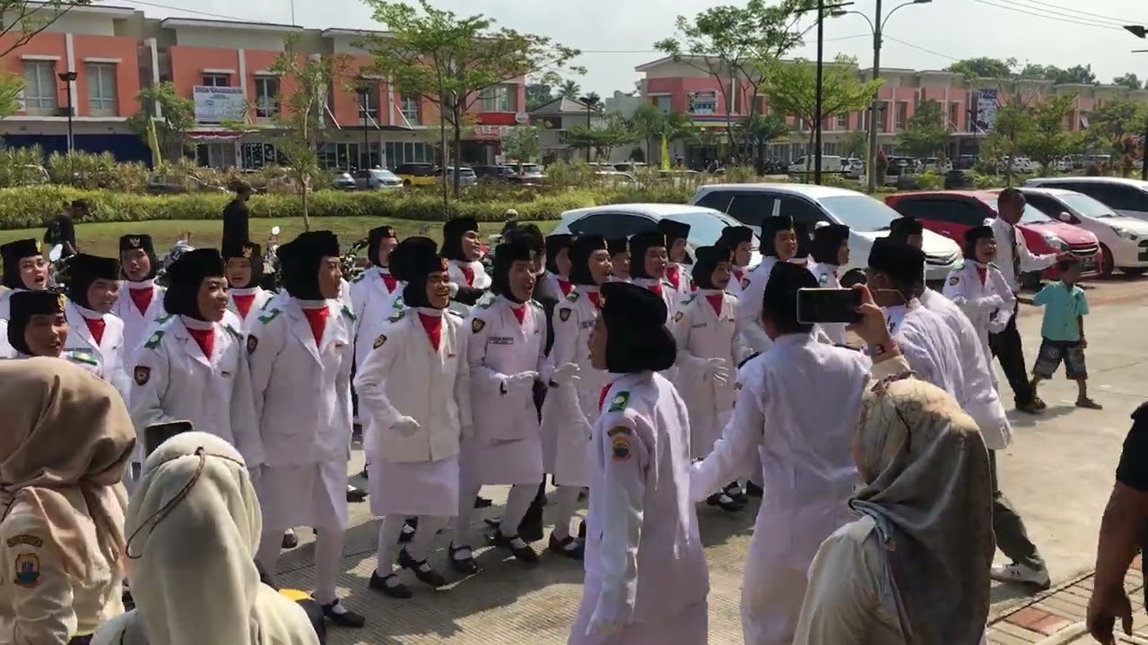 Yel yel paskibra (dolewak)