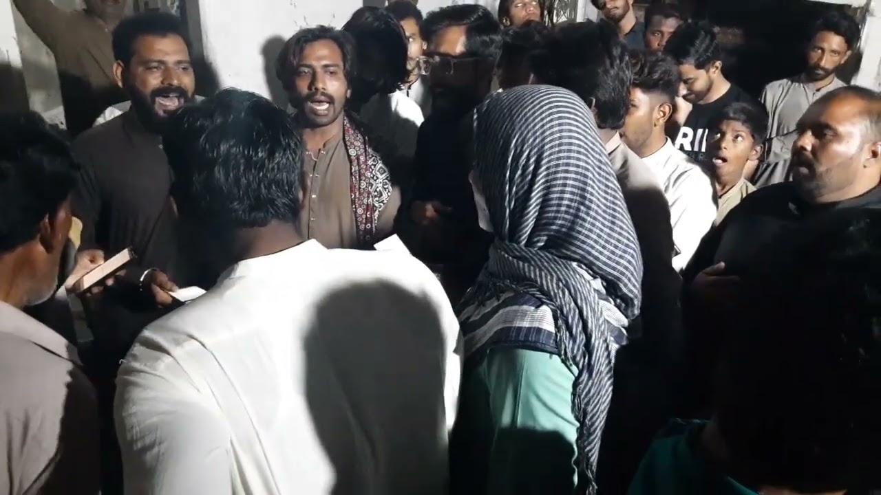 شاہی دیکھنڑ گی ہم بابے دی دھی ماں کوں حال سنڑایاں 