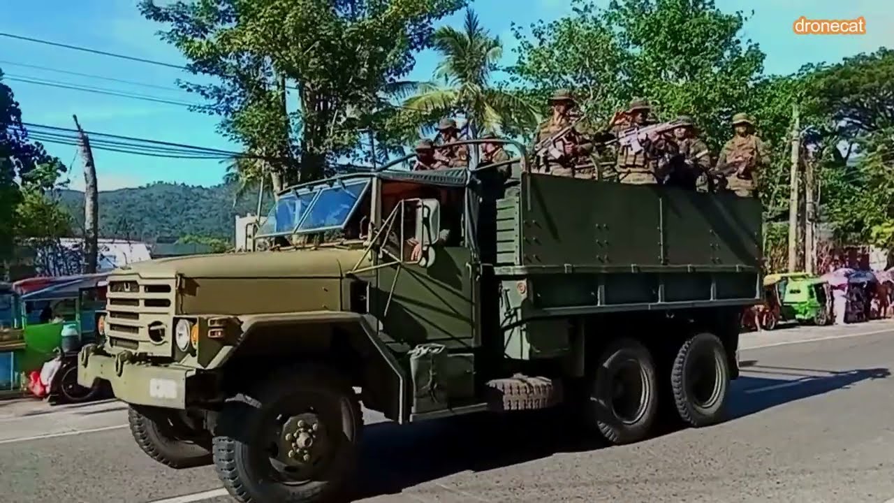 Kaaldawan nin Virac CIVIC & MILITARY PARADE