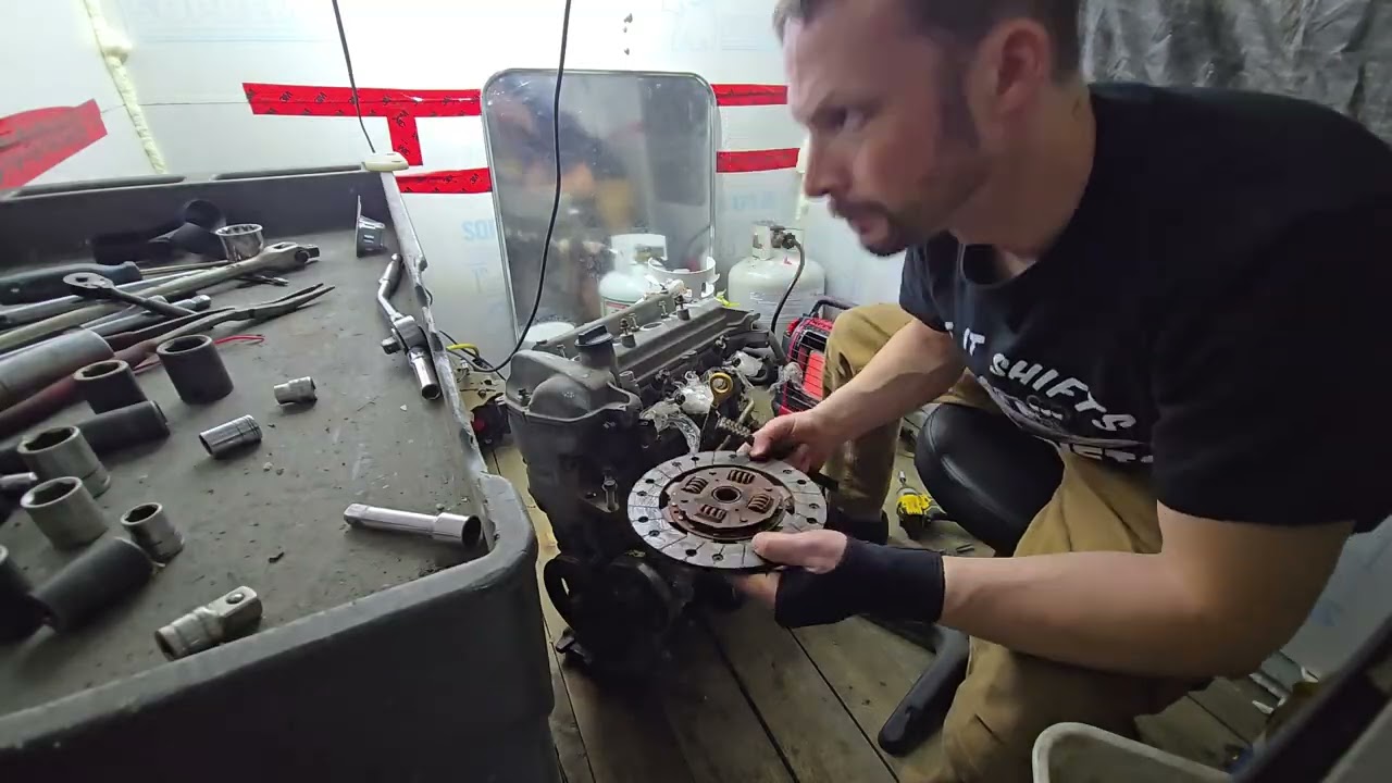 Timelapse 1NZ-FE dismantling 1