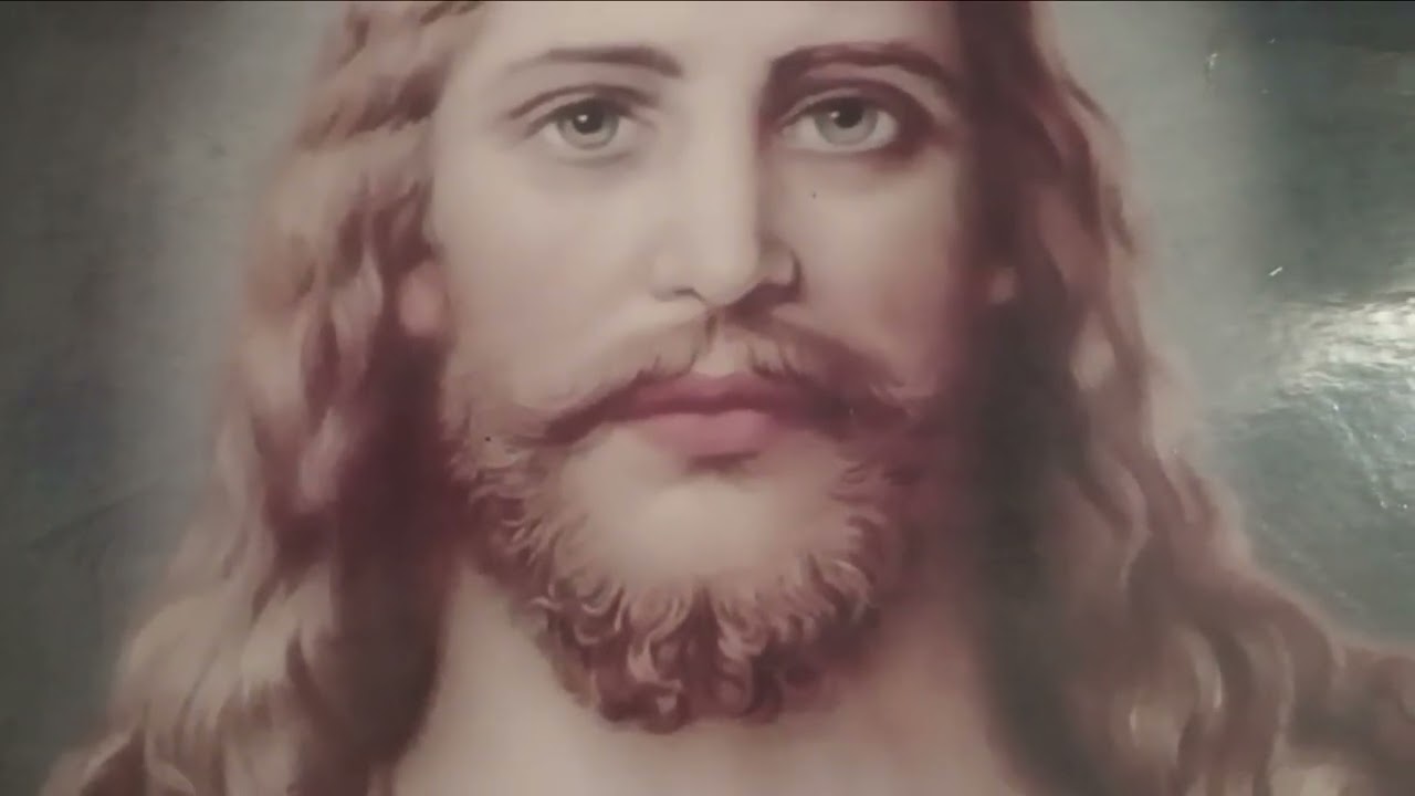 Evangelio de Hoy | Jesús Sana la Suegra de Pedro y a Muchos Enfermos