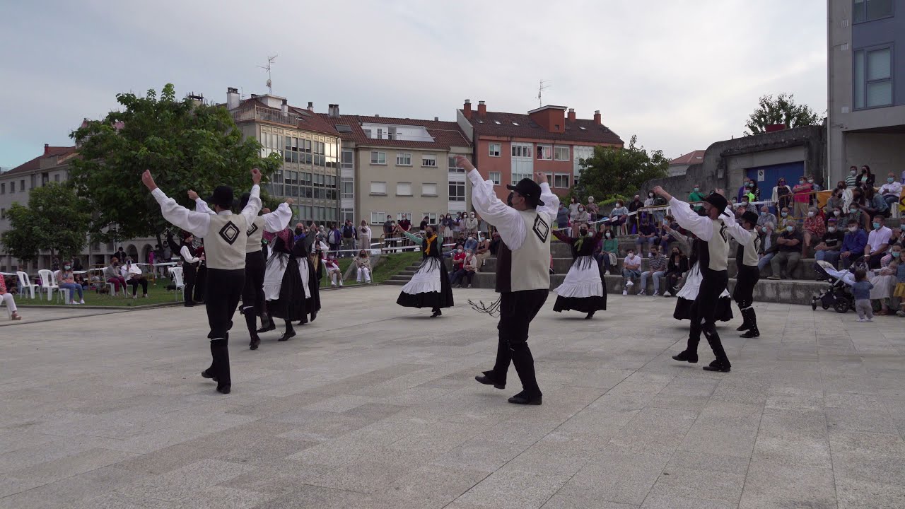 Galician folk dance: Muiñeira de Folgoso do Courel