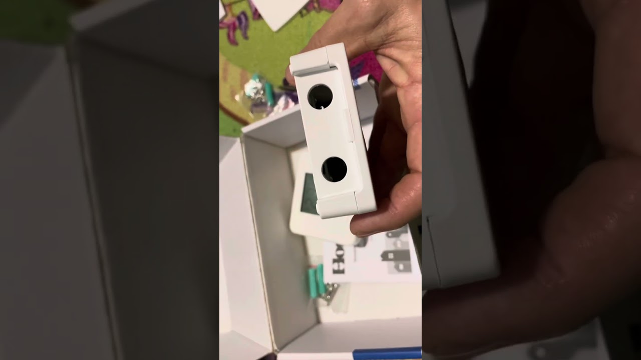 Cum se montează un termostat Homeplex EVO X RF. Poate comanda popa și citi senzor