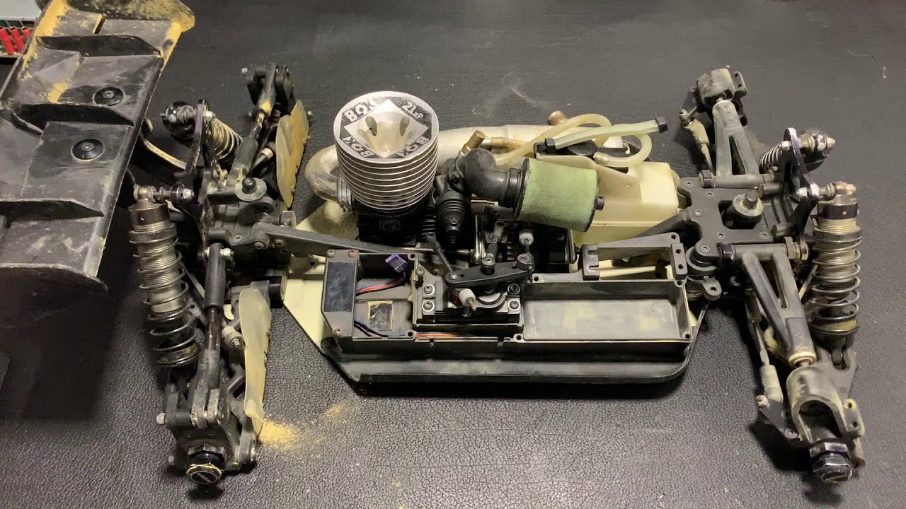 Restoration of RC nitro car Xray XB8. Cleaning and preparing for assembly. (part 1)