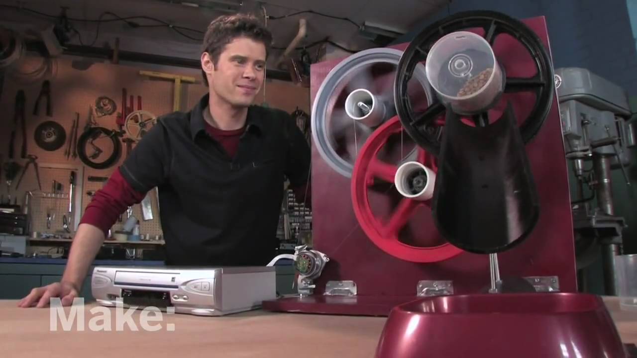 Maker Workshop  VCR Cat Feeder