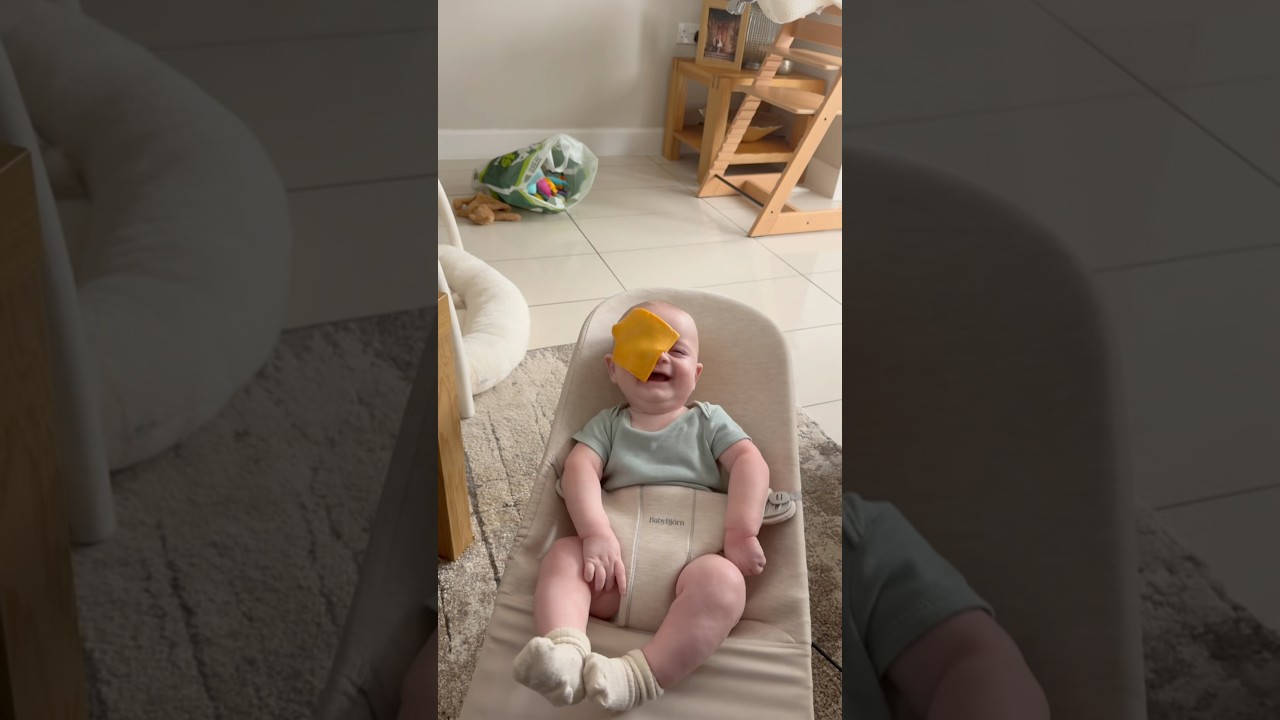 Baby&rsquo;s reaction when you throw a piece of cheese in his face 🤣🤣#baby #cute #funny