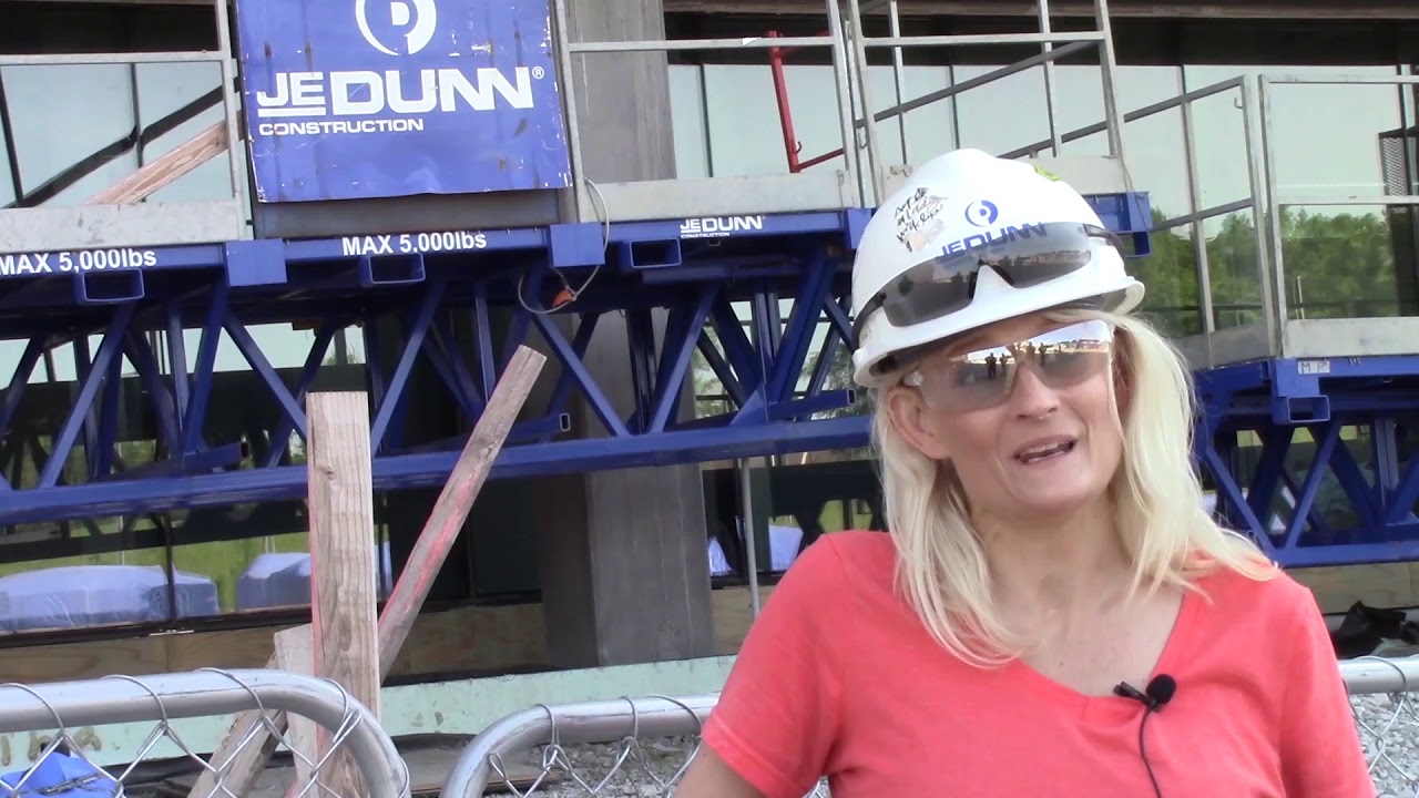 UNION WOMEN WORK!