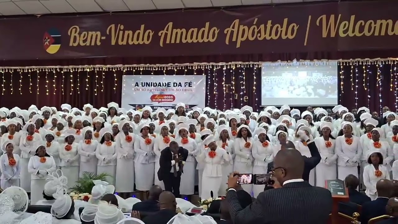 CORO GERAL DA COMUNIDADE MOZAL _ RECEPÇÃO DA COMITIVA SUL AFRICANA INTERCÂMBIO 🇿🇦🇲🇿