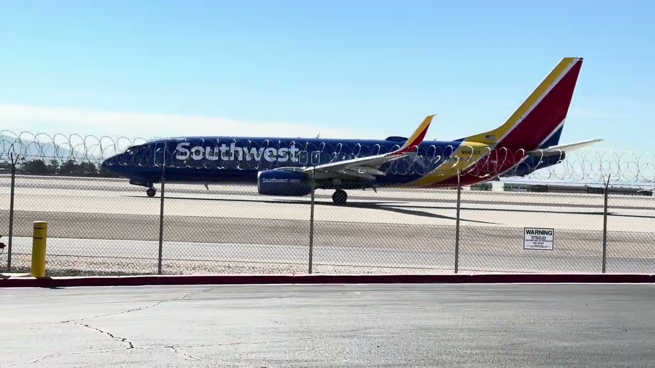 Planespotting at Harry Reid International airport(KLAS)