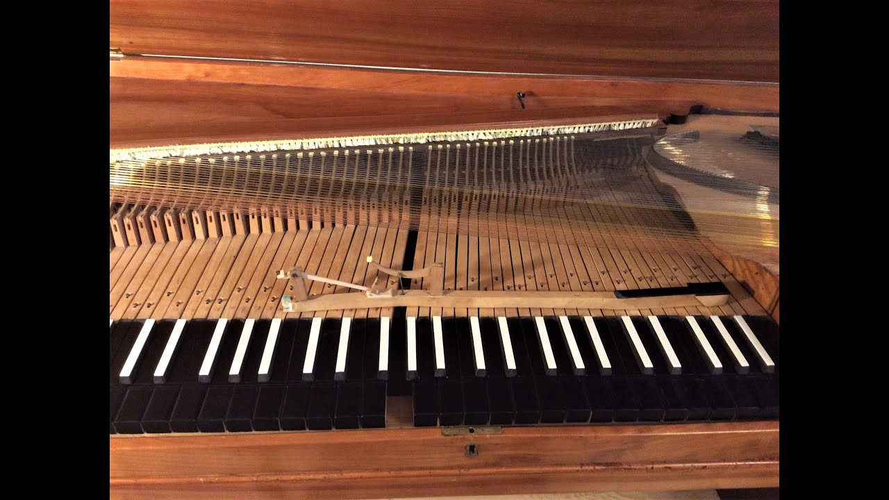 Christina Kobb plays a German square piano by Guante c. 1795: Benda sonatina